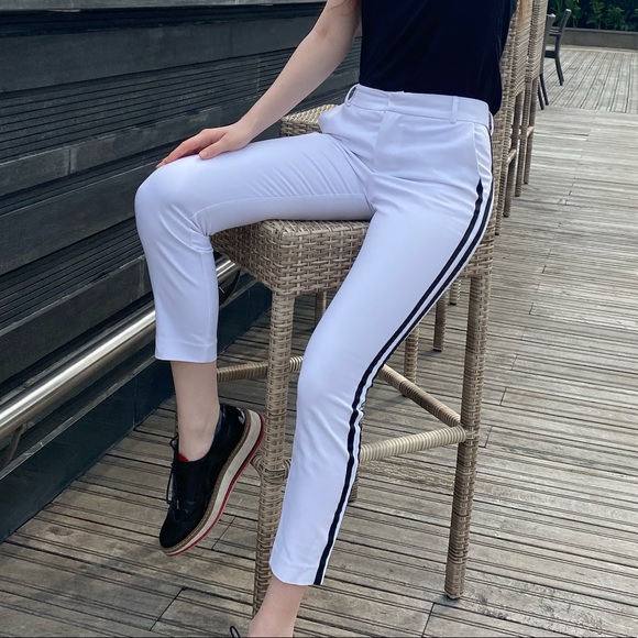 stradivarius Pants - White pants from Stradivarius